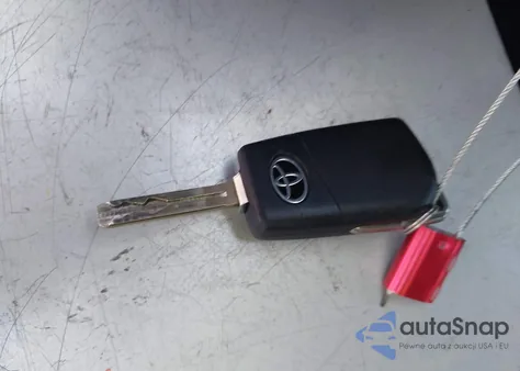 2022 Toyota Camry Le z USA, uszkodzony, nr VIN 4T1C11AK8NU054240